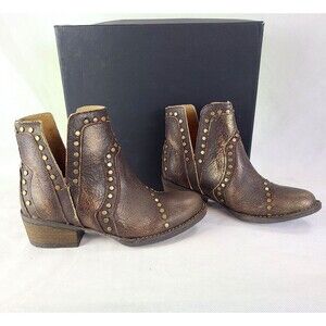 New VERY VOLATILE Women's (6) Decode Bronze Leather Studded Ankle Boots